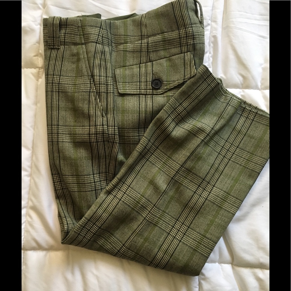 Plaid cropped Burberry wool trousers